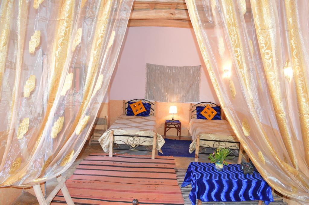 Aït Ben Ali Auberge Le Jardin De La Source מראה חיצוני תמונה