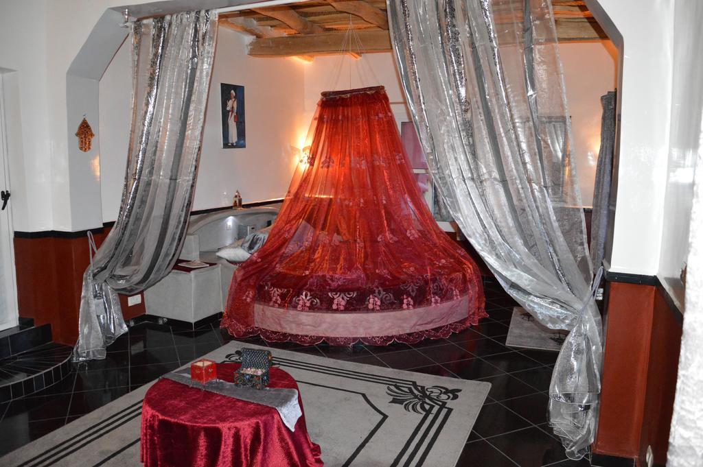 Aït Ben Ali Auberge Le Jardin De La Source מראה חיצוני תמונה
